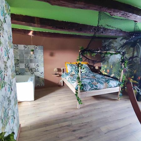 L'Evasion Jungle Apartment Saint-Pierre-de-Plesguen Exterior photo